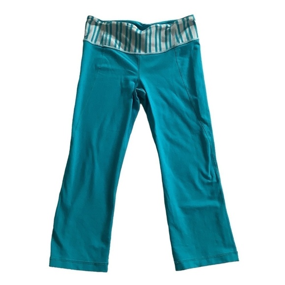 Lululemon Cropped Leggings Size 6 Blue / White - Picture 1 of 6